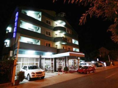 Hotel Kosta'S Podgorica Buitenkant foto