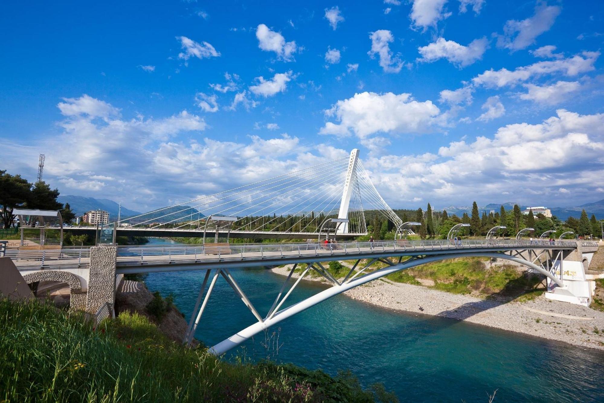 Hotel Kosta'S Podgorica Buitenkant foto
