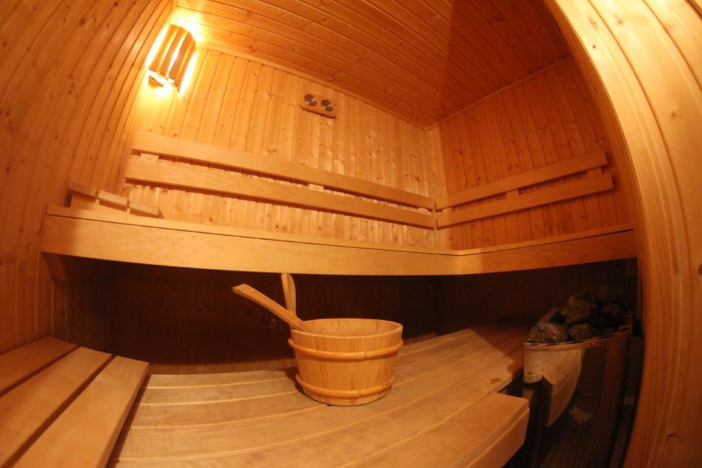 Hotel Kosta'S Podgorica Buitenkant foto