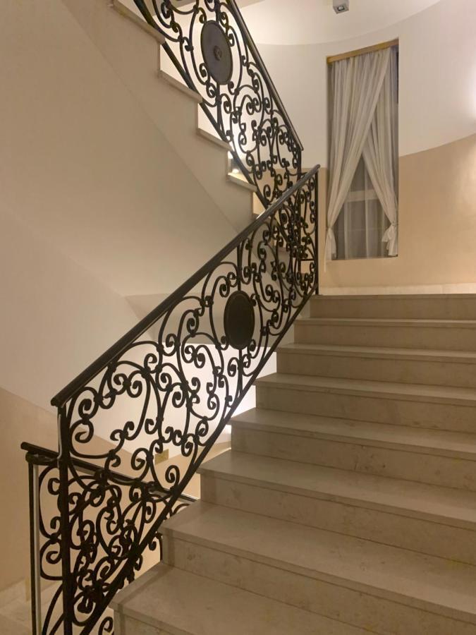 Hotel Kosta'S Podgorica Buitenkant foto