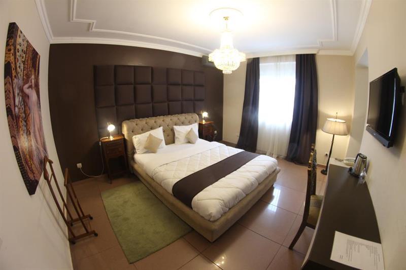 Hotel Kosta'S Podgorica Buitenkant foto